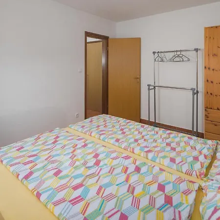 1 Bedroom Awesome In * Poreč