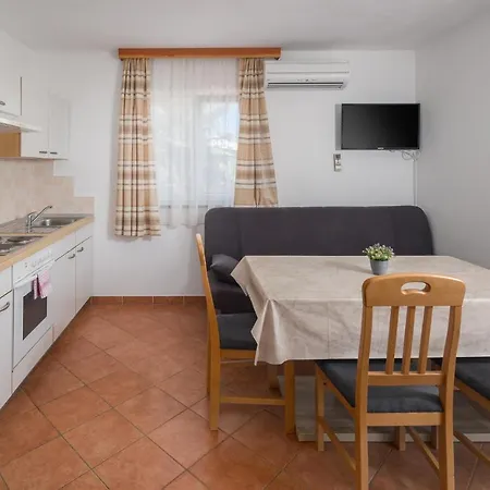 Apartment 1 Bedroom Awesome In